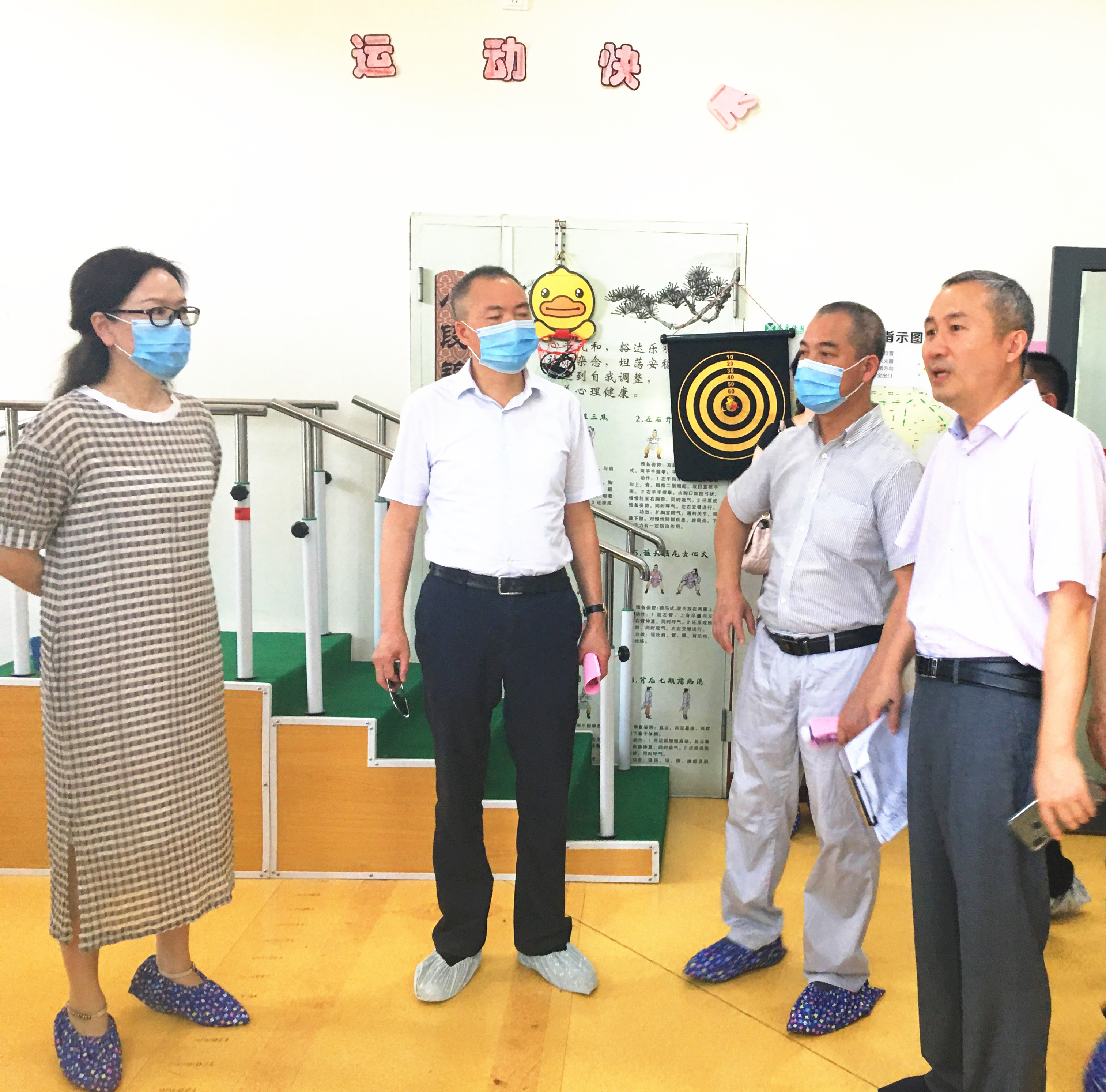 江陽區、龍馬潭區政協領導調研康樂佳園